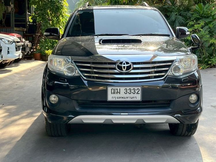 Toyota Fortuner 2013 3.0 TRD Sportivo 4WD Utility-car ดีเซล ไม่ติดแก๊ส เกียร์อัตโนมัติ ดำ รูปที่ 2