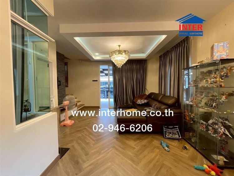 ทาวน์โฮม 2 ชั้น 33.2 ตร.ว. หมู่บ้านโกลเด้น ทาวน์ ลาดพร้าว-เกษตรนวมินทร์ ซอยนวมินทร์42 แยก27 ถนนนวมินทร์ ถนนรามอินทรา เขตบึงกุ่ม กรุงเทพ รูปที่ 3