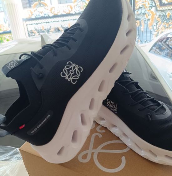 ขาย On Cloud tilt Black ivery ดำ-ขาว size 43-275cm ของใหม่  สั่งมาแล้วใหญ่ไป หน่อย รูปที่ 9