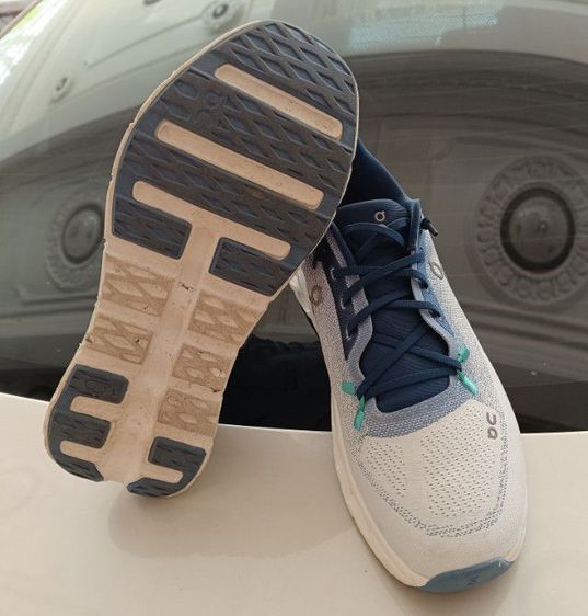 ขาย On Cloud Tilt Ivery ขาวฟ้า size 40-250 สภาพใหม่มาก ลองใส่ ครั้งเดียว สภาพสวย รูปที่ 4