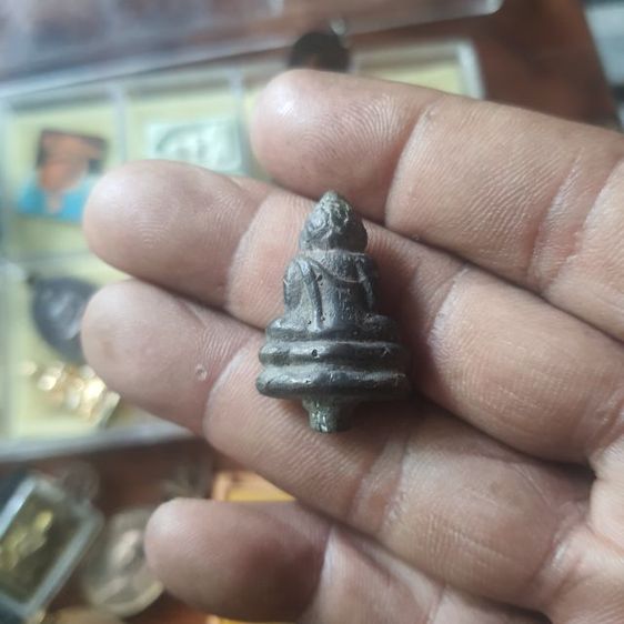 สหายพระเครื่อง รูปที่ 2