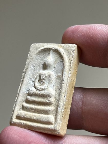 พระสมเด็จบางขุนพรหม หลังแผ่นเงินคาถาชินบัญชร รูปที่ 8