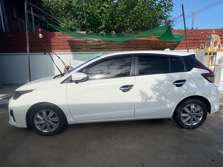 Toyota Yaris 2014 1.2 G เบนซิน ไม่ติดแก๊ส เกียร์อัตโนมัติ ขาว รูปที่ 4
