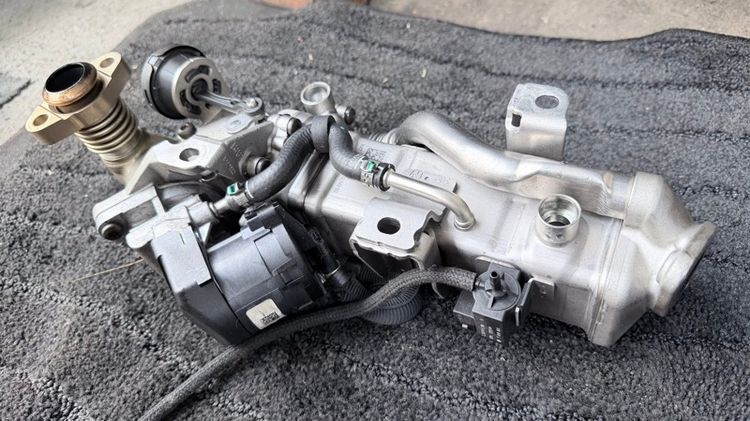 EGR BMW N47N F10 F20 F25 F30 E90 E84 รุ่น 2 ท่อ รูปที่ 6