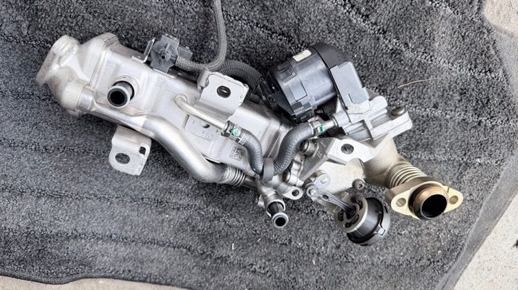 EGR BMW N47N F10 F20 F25 F30 E90 E84 รุ่น 2 ท่อ รูปที่ 11