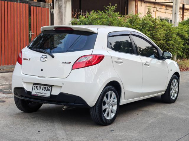 รถ Mazda Mazda 2 1.5 Sports Groove สี ขาว