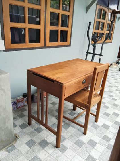 โต๊ะพร้อมเก้าอี้ไม้สัก รูปที่ 3