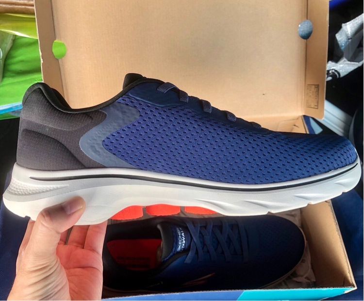 SKECHERSGoWalk7 ของแท้ SHOP สภาพใหม่มาก ใส่ครั้งเดียว  กล่อง ถุง ครบ ของแท้💯💯💯  รูปที่ 2