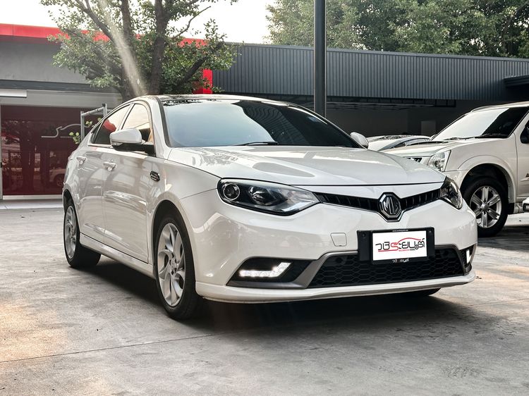 MG MG6 2016 1.8 X Sedan เบนซิน เกียร์อัตโนมัติ ขาว รูปที่ 3