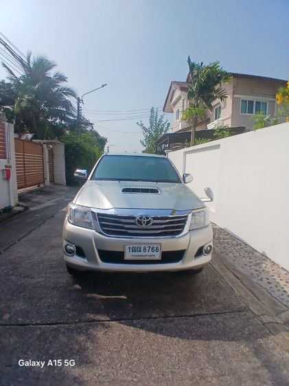 Toyota Hilux Vigo Champ 2015 2.5 J VNT Single Cab Pickup ดีเซล เกียร์ธรรมดา บรอนซ์เงิน รูปที่ 3