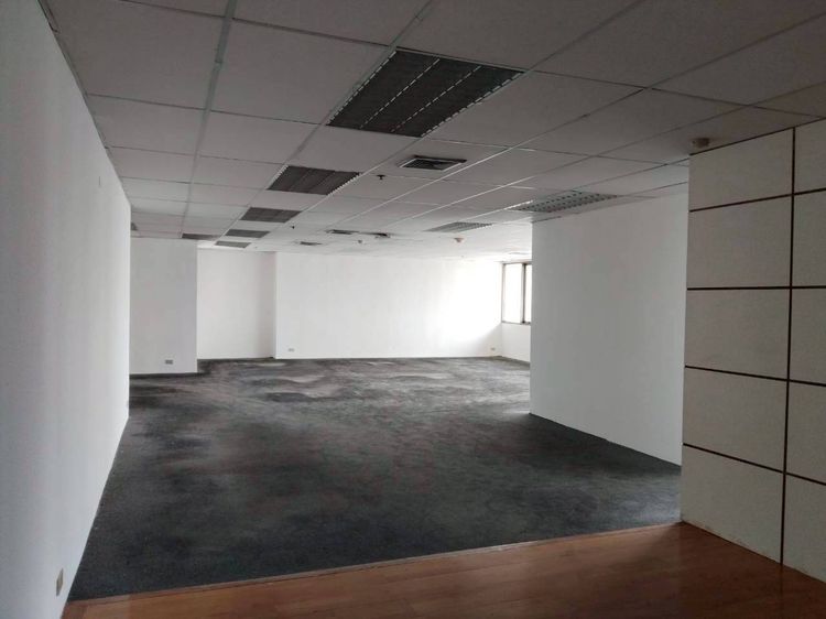 ปล่อยเช่าอาคารสำนักงาน