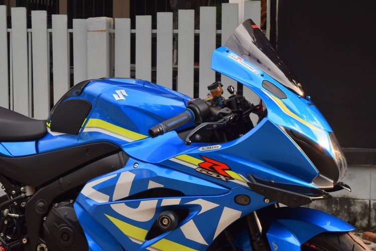 Gsxr1000 L7 เงินสด รูปที่ 2