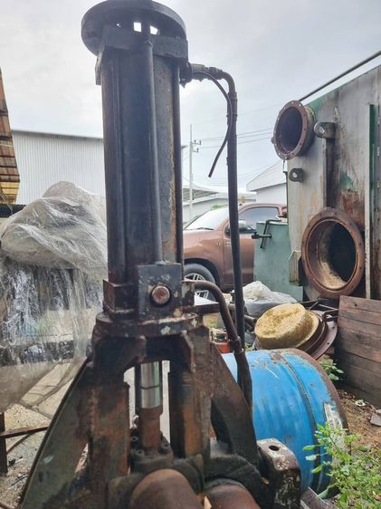 เครื่องม้วนเหล็กหนา​ 3ลูกกลิ้ง​ ระบบไฮดรอลิค​ รูปที่ 2