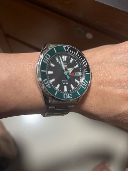 seiko 5 automatic srpc53k1 ภาพตัวเรือนสวย ไม่มีรอย มีกล่อง ใบรับประกันครบ รูปที่ 4