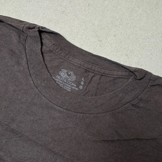 เสื้อยืด Fruit​ of​ the​ Loom​ กระเป๋า​หน้า​ สีหายาก Size L รูปที่ 4