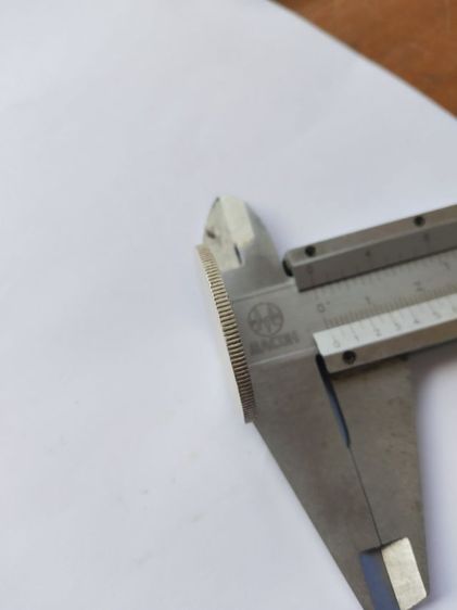 ขายเหรียญเงินร 5มีสองเหรียญเหรียญละ1500