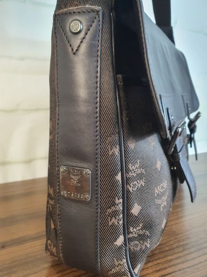 เอกสาร ผ้าผสมหนังแท้ แบรนด์แท้ MCM รูปที่ 5