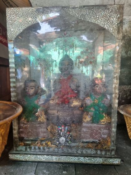 กุมารทอง