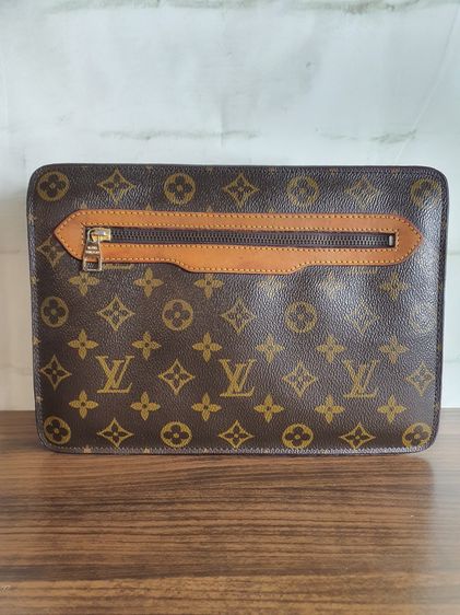 กระเป๋าคลัตช์ (Clutc  Bag)  หนังแท้ แบรนด์แท้ หลุยส์ วิตตอง รูปที่ 2