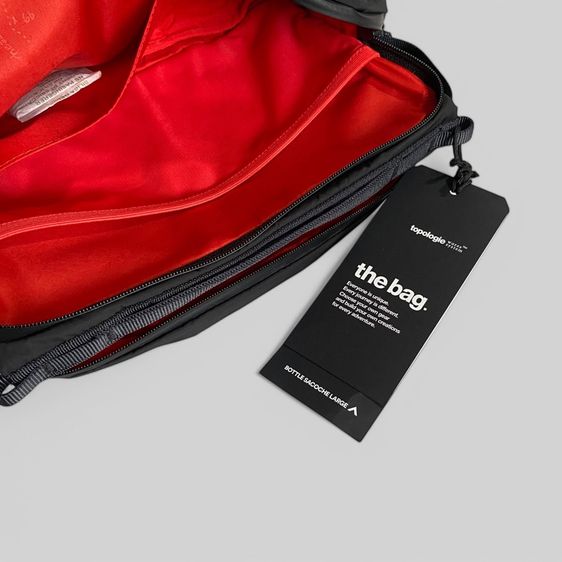 กระเป๋า Topologie Bottle Sacoche Large Black รูปที่ 9