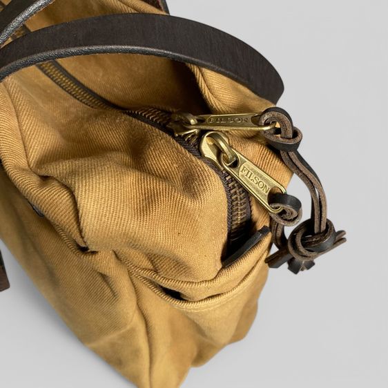 กระเป๋า Filson Zipper Tote Bag รูปที่ 3