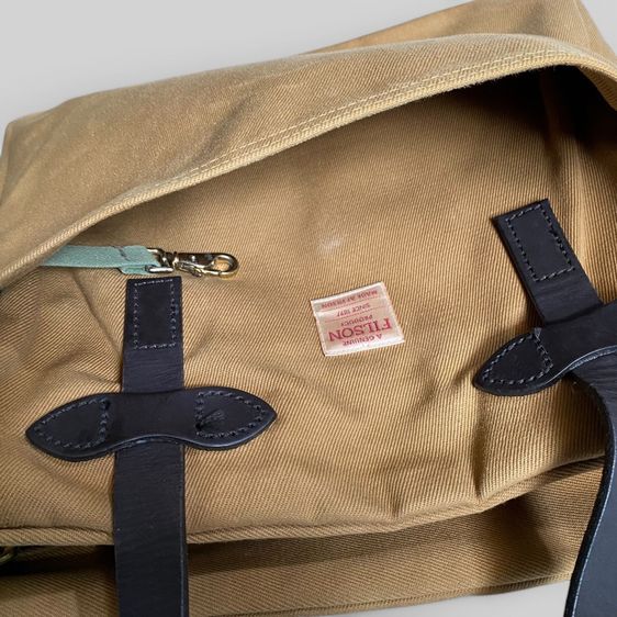 กระเป๋า Filson Zipper Tote Bag รูปที่ 4