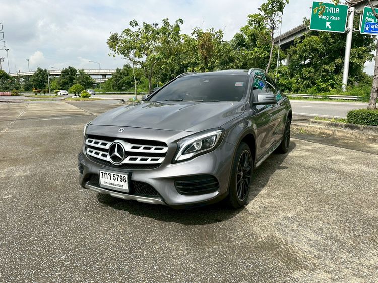 Mercedes-Benz GLA-Class 2018 GLA250 Sedan เบนซิน ไม่ติดแก๊ส เกียร์อัตโนมัติ เทา รูปที่ 2