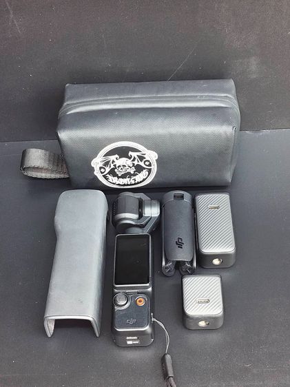 DJI Osmo Pocket 3 เซนเซอร์ 1 นิ้ว 4K 120fps จอหมุนได้ กันสั่น 3 แกน Vlog Pro Camera รูปที่ 2