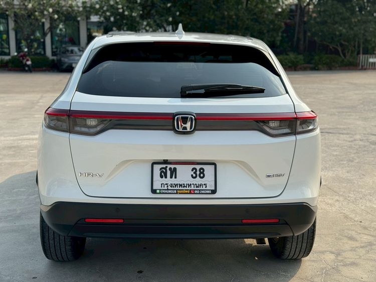 Honda HR-V 2023 1.5 e:HEV Sedan ไฮบริด ไม่ติดแก๊ส เกียร์อัตโนมัติ ขาว รูปที่ 4