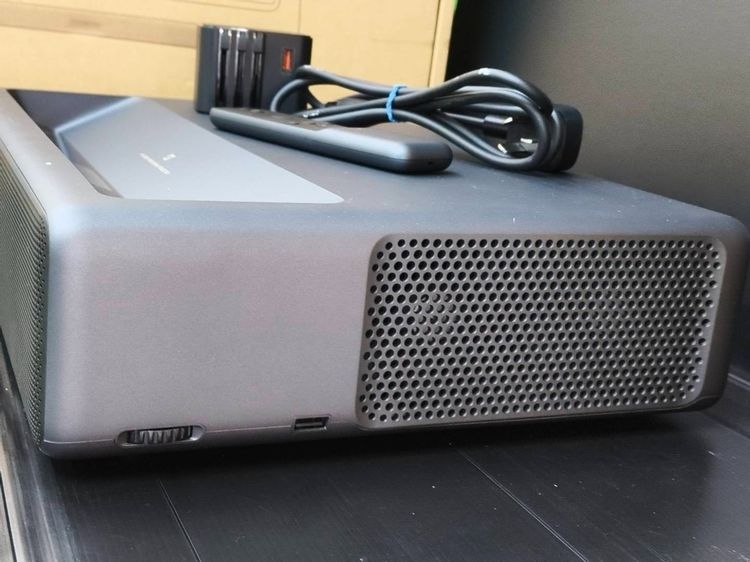 Xiaomi Mi Laser Home Cinema 4K Ultra Short Throw โปรเจคเตอร์เลเซอร์ 4K UST ลําโพงในตัว HDMI ARC รูปที่ 4