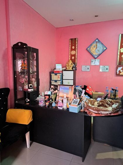 เซ้งร้านนวดพริ้ตตี้ชื่อดังย่านเกษตรนวมินทร์กทม.ที่เปิดมา15ปี รูปที่ 2