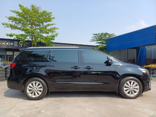 Kia Grand Carnival 2016 2.2 EX Van ดีเซล ไม่ติดแก๊ส เกียร์อัตโนมัติ ดำ รูปที่ 3