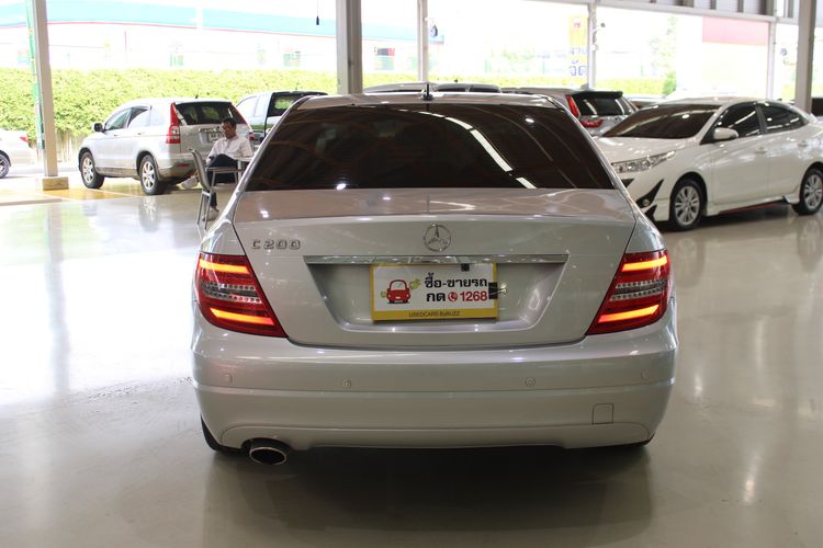 Mercedes-Benz C-Class 2013 C200 CGI Sedan เบนซิน ไม่ติดแก๊ส เกียร์อัตโนมัติ บรอนซ์เงิน รูปที่ 4