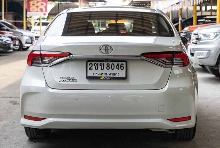 Toyota Altis 2021 1.8 Esport Sedan เบนซิน ไม่ติดแก๊ส เกียร์อัตโนมัติ ขาว รูปที่ 4