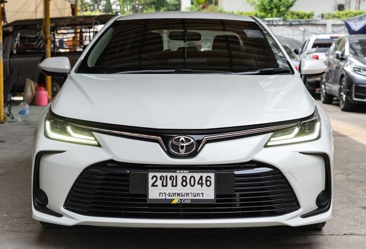 Toyota Altis 2021 1.8 Esport Sedan เบนซิน ไม่ติดแก๊ส เกียร์อัตโนมัติ ขาว