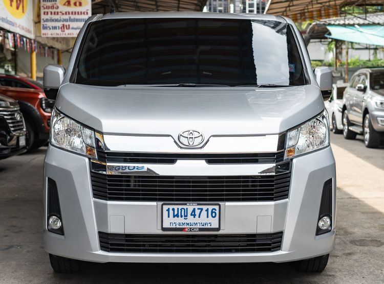 Toyota Hiace 2024 2.8 GL Van ดีเซล ไม่ติดแก๊ส เกียร์อัตโนมัติ เทา