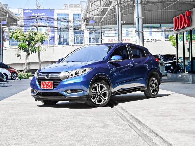 รถ Honda HR-V 1.8 E สี น้ำเงิน