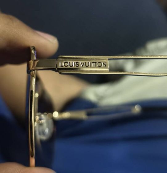 แว่นตา หลุย