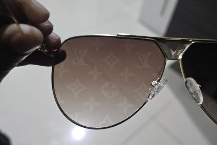 แว่นตา หลุย รูปที่ 4