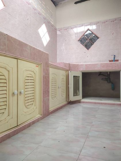 อื่นๆ ไม่มี 2010 ขายทาวน์เฮ้าส์อิสเทรินแลนด์เฮ้าส์3ศรีราชาหนองยายบู่3ห้องนอน3ห้องนำ้ รูปที่ 2