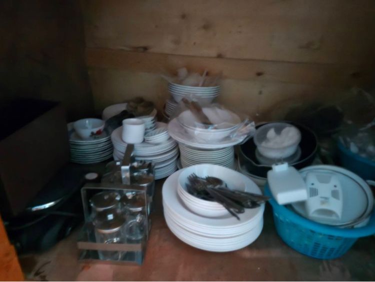 เซตถ้วยชาม ขายเหมา พร้อมเปิดร้านอาหาร