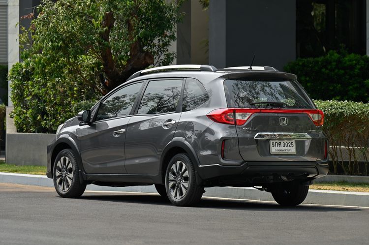 Honda BR-V 2020 1.5 V Utility-car เบนซิน ไม่ติดแก๊ส เกียร์อัตโนมัติ เทา รูปที่ 3