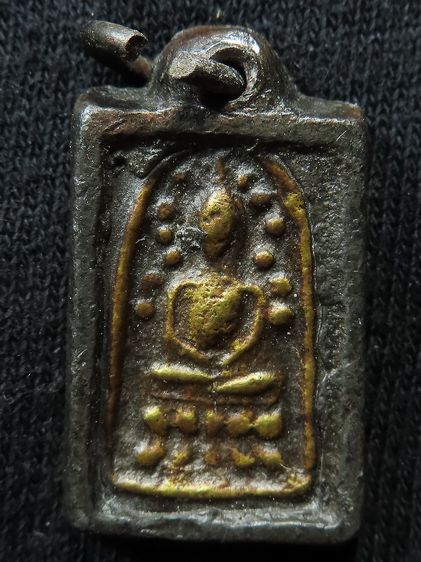 พระเก่าเลี่ยมเก่า