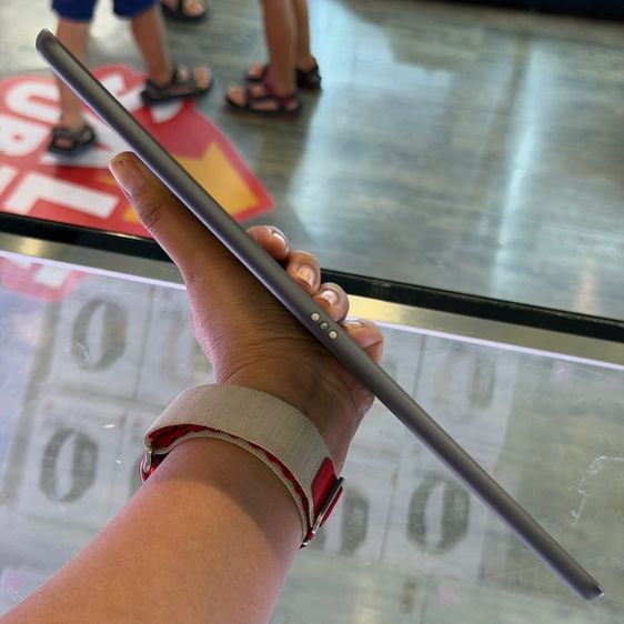 iPad Gen7 32GB WiFi จอ10.2นิ้ว สีดำ เครื่องศูนย์ โมเดลTH สภาพสวยมาก เครื่องใช้งานดีเยี่ยม🔥🔥 รูปที่ 3