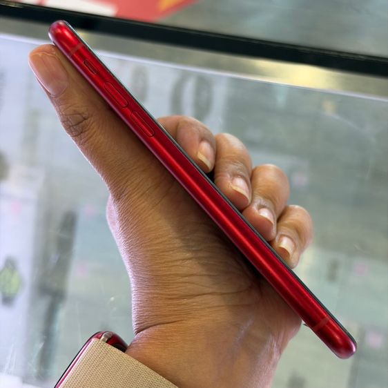 iPhone Xr 64GB สีแดง เครื่องศูนย์ โมเดลTH สภาพสวยมากๆ 🔥🔥 รูปที่ 3