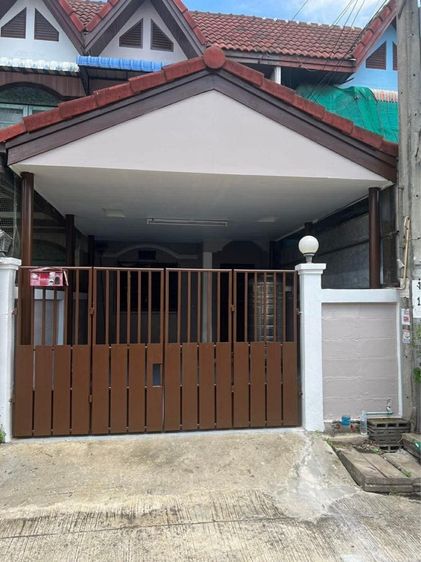 เทาว์เฮ้าส์หมู่บ้านเคหะธานี4