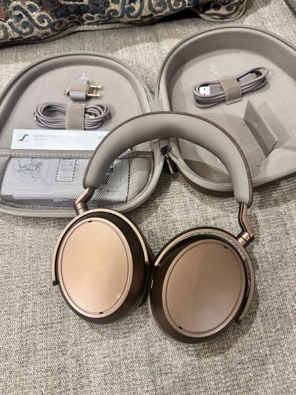 ขาย Sennheiser Momentum 4 สี Brown รูปที่ 3