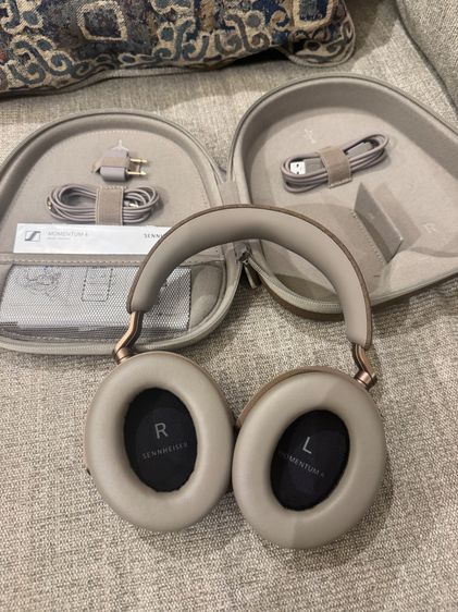 ขาย Sennheiser Momentum 4 สี Brown รูปที่ 4