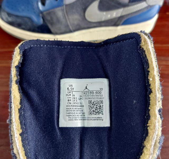 รองเท้าหุ้มข้อ NIKE  24.5 cm รูปที่ 6