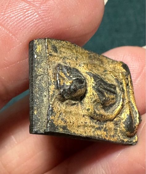 พระรัตนะแผงตัด(ตัดเดี่ยว) เนื้อโลหะผสม รัตนโกสินทร์ตอนต้น รูปที่ 8